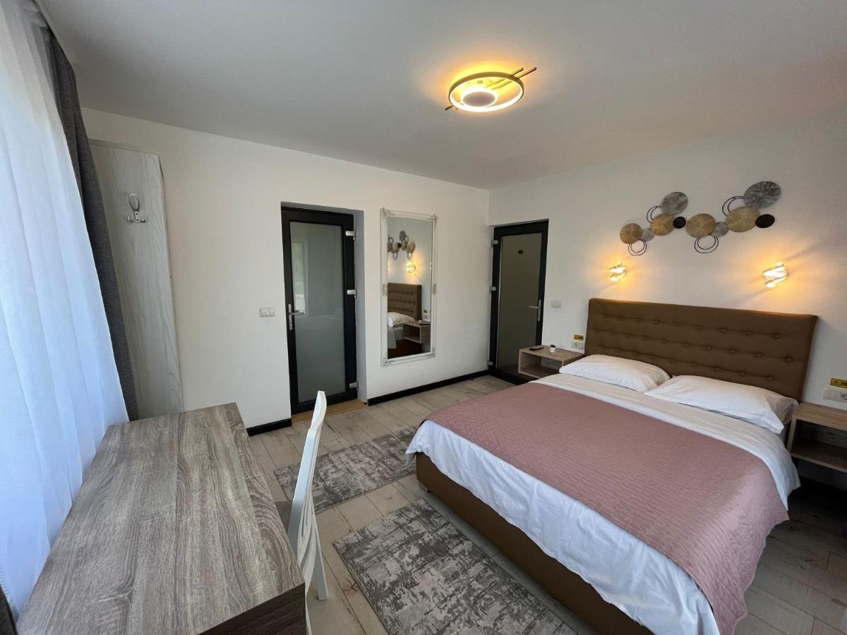 Casa Boila Hotel Bîrsana Buitenkant foto